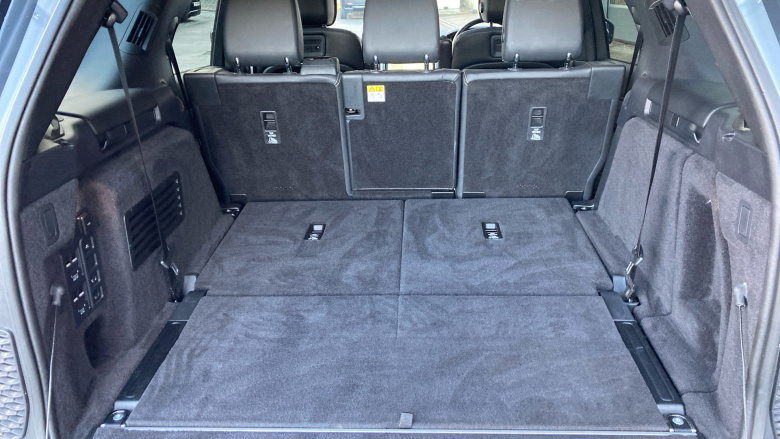 Land Rover Discovery 3.0 D300 R-Dynamic HSE 5dr Auto Diesel Station Wagon